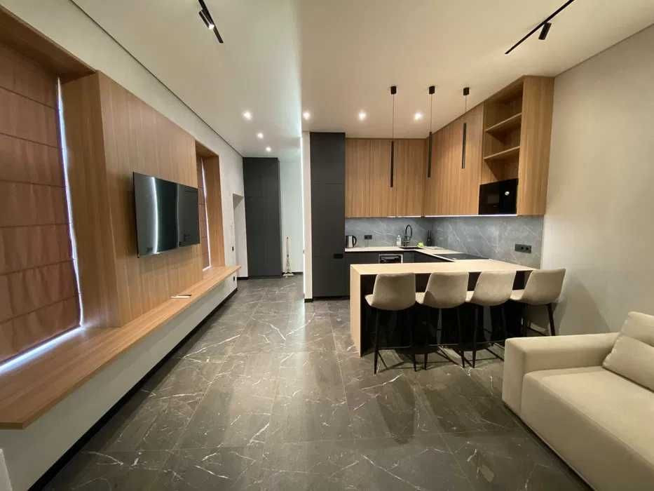 Площа Ринок, Оперний театр, Ратуша, Центр Львов - изображение 3