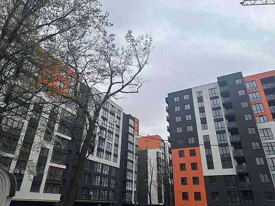 Продам двосторонню квартиру поруч парку в ЖК "Central Park" Ивано-Франковск