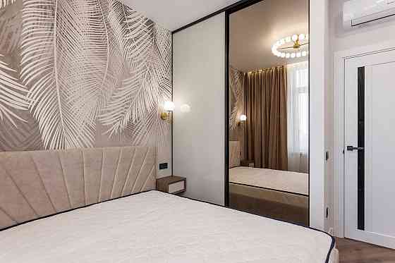 Видовая 2-комнатная с террасой в Кадорр Сити на Краснова Одеса