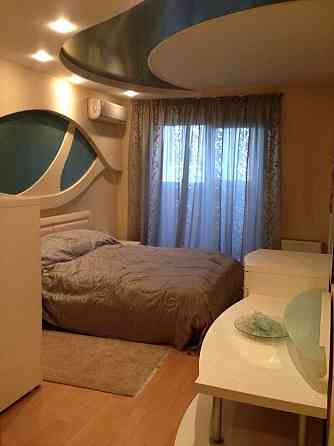 Сдается в аренду дизайнерская 2-х комнатная квартира, метро "Позняки" Киев