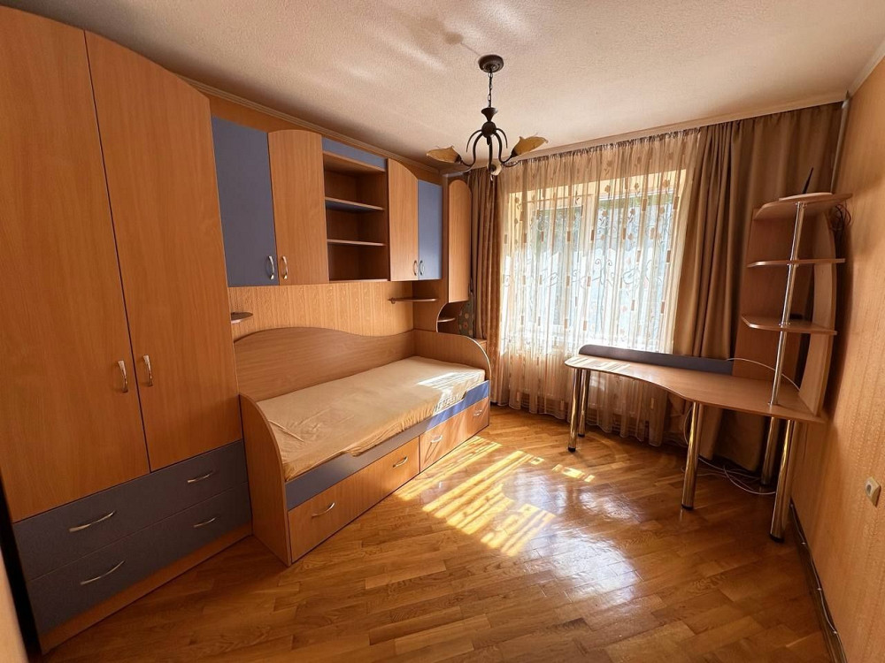 Власник,ТЦ Майдан,3к,88м² Черновцы - изображение 6