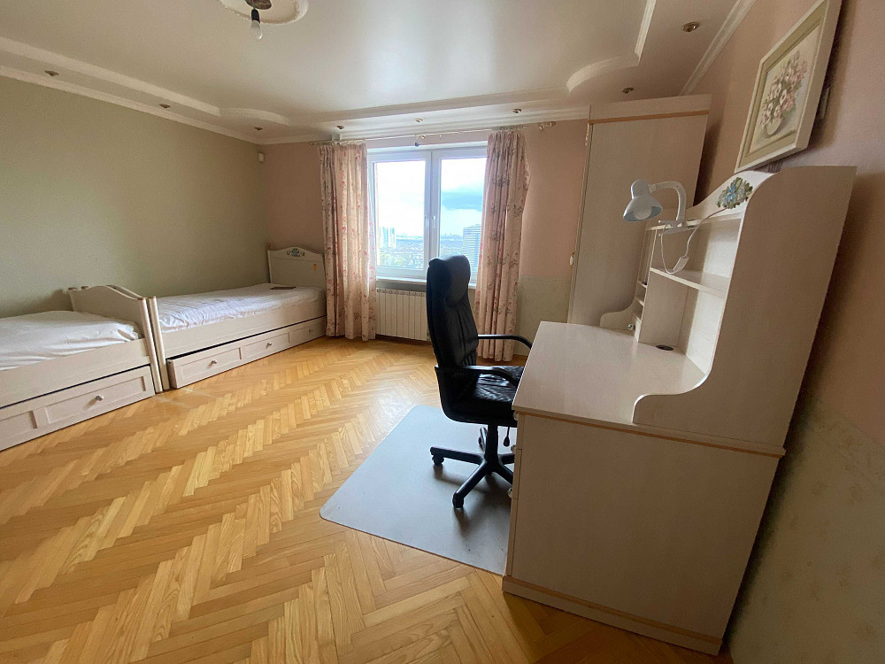 Оренда видова 3 кімнатна квартира Дарницький бульвар 8 Киев - изображение 3