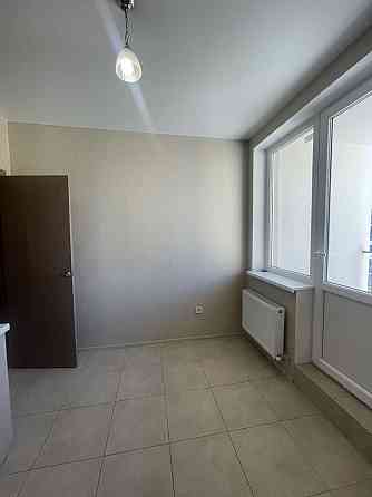 Продам однокімнатну квартиру з гардеробною в ЖМ «7 Небо» Авангард