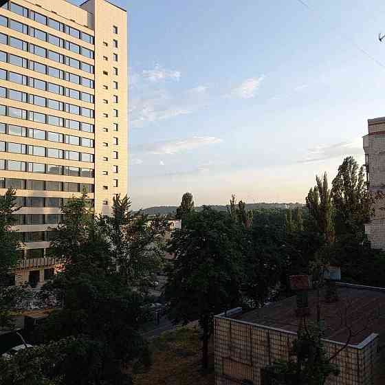 АК 2 Кімнатна Лівобережна Русанівка Русанівська набережна 4/1 Киев