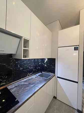 Сдам 2 ком квартиру в ЖК Баку Центр Парк Подземный паркинг Днепр