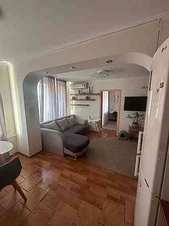 Продам 3к квартиру 2к+кухня-їдальня 44 м2 Набережна Перемоги Днепр