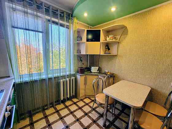 3 комнатная Содружества, 47 рядом Юбилейная Кривой Рог