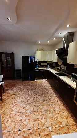 ПРОДАМ 3х-комнатную квартиру ул. АНТОНОВИЧА 140 м. Палац Україна Киев