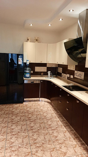 ПРОДАМ 3х-комнатную квартиру ул. АНТОНОВИЧА 140 м. Палац Україна Киев - изображение 2