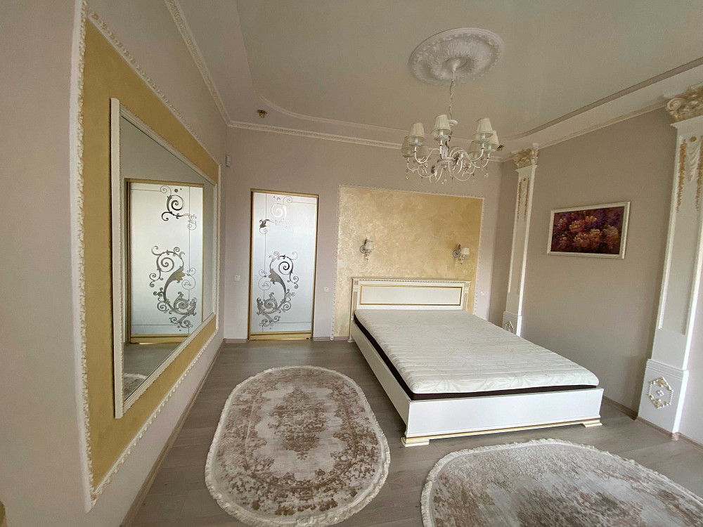 Продаж 4-х кімнатної квартири площею 147м2 від власника Полтава - изображение 1