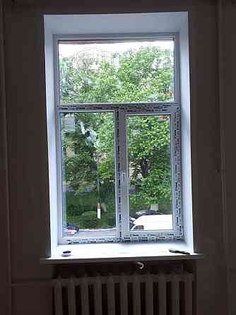 Двокімнатна квартира на першому поверсі Помічна