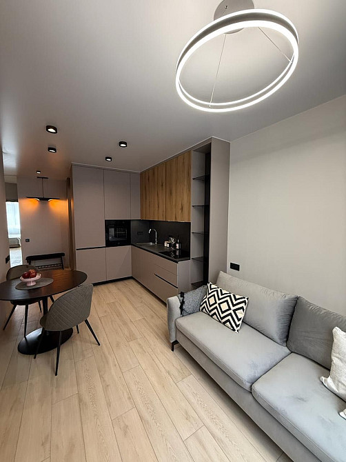 Чудова Двокімнатна квартира у Бізнес класі з ремонтом та документами! Ірпінь - зображення 3