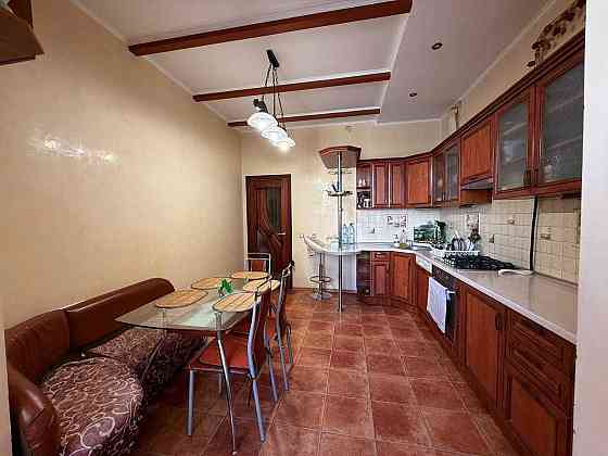 Квартира 75 кв.м. на ЧЕРЕМУШКАХ, КИРПИЧНЫЙ дом,АГВ. Одеса