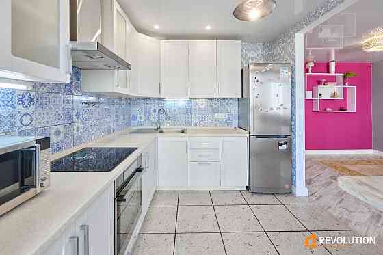 БЕЗ% 1 кім., кв. Солом`янський р-н, прсп. Повітряних Сил 17. Вокзальна Киев