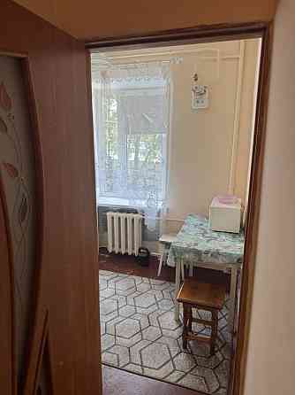 Продажа двухкомнатной квартири 2/5 ,проспект  Петровского . Торг Днепр