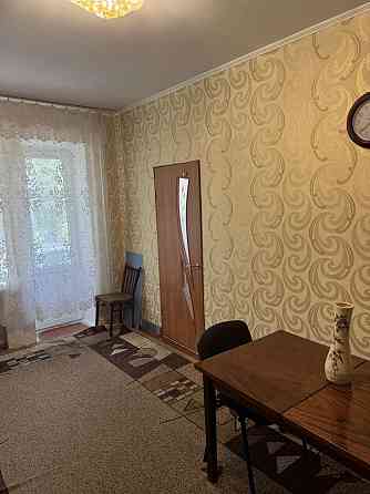 Продажа двухкомнатной квартири 2/5 ,проспект  Петровского . Торг Днепр