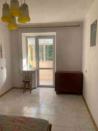 2х кімнатна квартира біля школи,можливий торг Кам`янець-Подільський