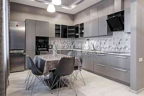 Аренда 3к квартиры, ул. Эспланадная, Печерск Киев