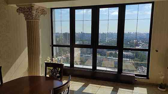 Квартира 2 ур, 4к, вид на центр Киева, современный классический ремонт Киев