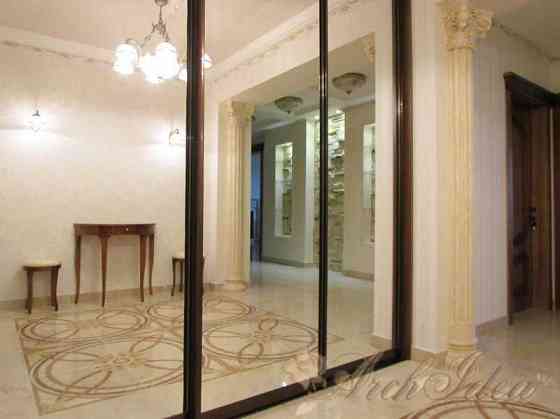 Квартира 2 ур, 4к, вид на центр Киева, современный классический ремонт Киев