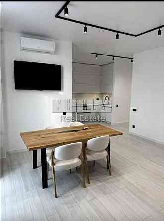 Оренда 2к квартири 95м2, ЖК Новопечерські Липки, вул. Верхогляда, 17В Киев