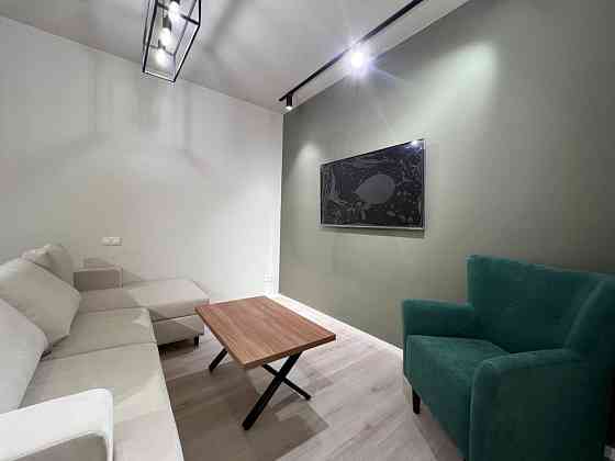 Перша здача квартири 75м2 Киев