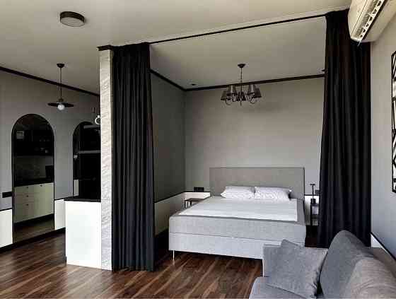 Сдам до лета . Без комиссии.Красивая дтзайнерская квартира Одесса