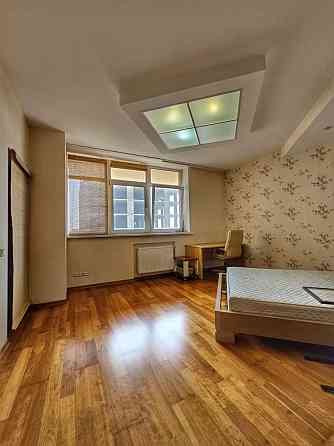 Оренда 3-кімнатної метро Палац Україна Киев