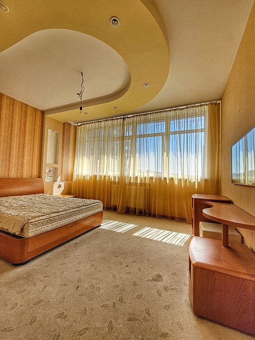 Оренда 3-кімнатної метро Палац Україна Киев - изображение 1