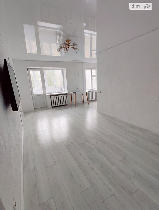 оренда 3 кімнатна центр Перемоги Квартира Победы Кременчук - зображення 5