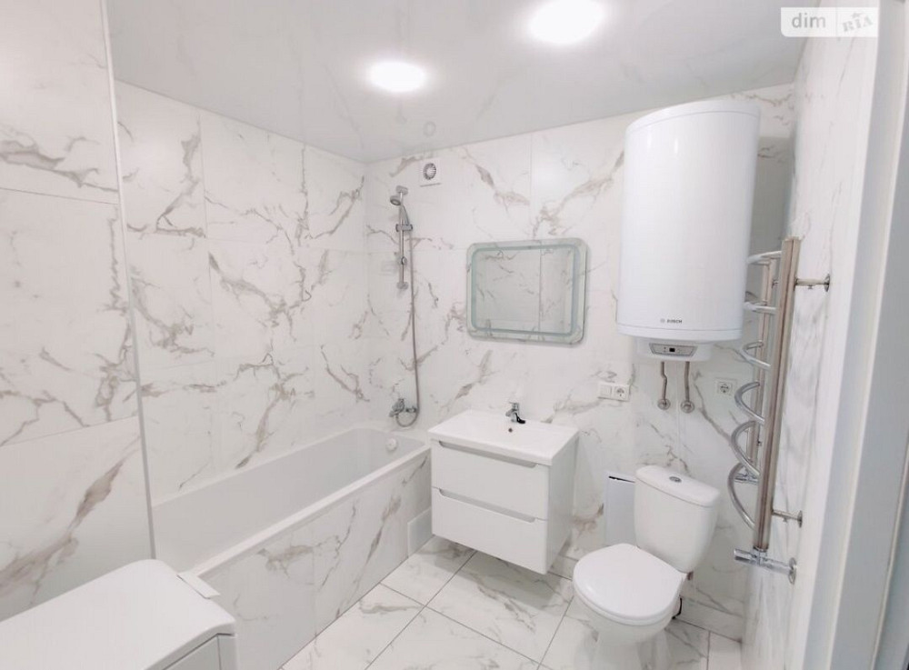 оренда 3 кімнатна центр Перемоги Квартира Победы Кременчук - зображення 1