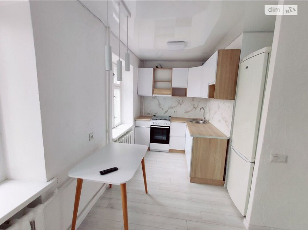 оренда 3 кімнатна центр Перемоги Квартира Победы Кременчук - зображення 4