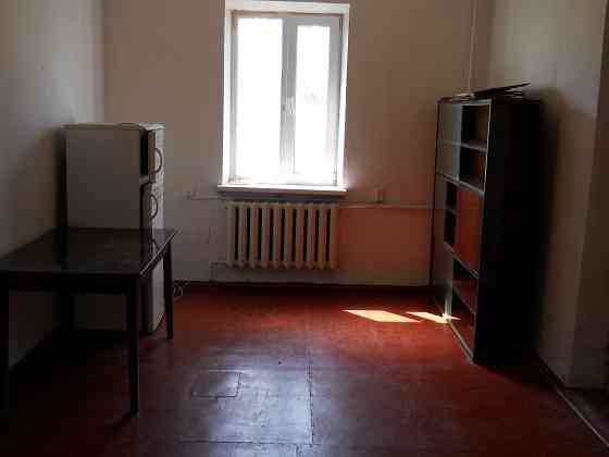 Трикімнатну квартиру в с. Веселе, Дніпропетровська область Синельникове