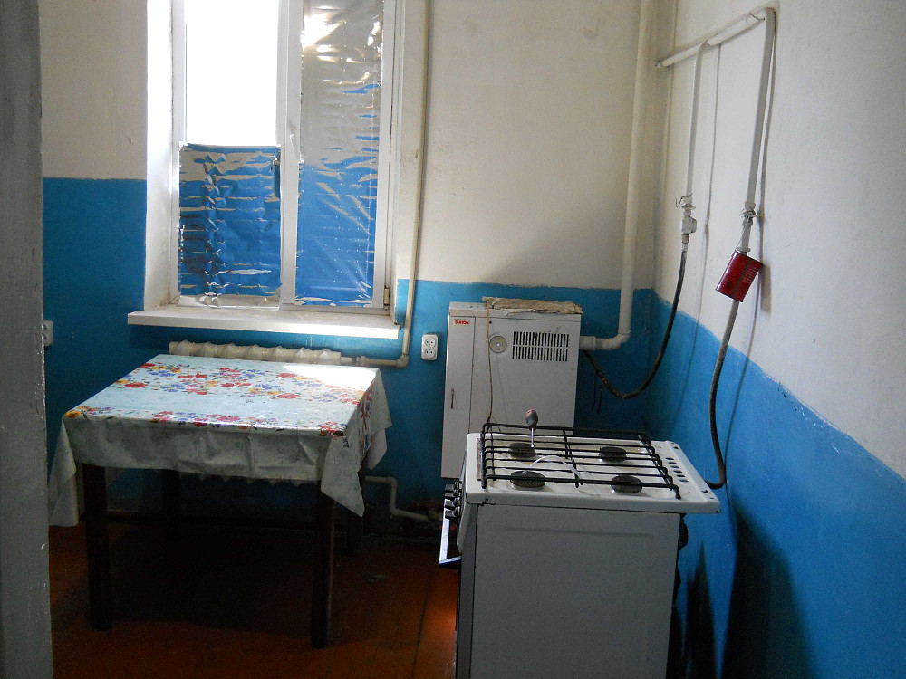 Трикімнатну квартиру в с. Веселе, Дніпропетровська область Синельникове - зображення 2