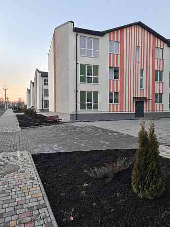 Продається 2 кімнатна квартира у новому, зданому будинку на Вишенці. Винница