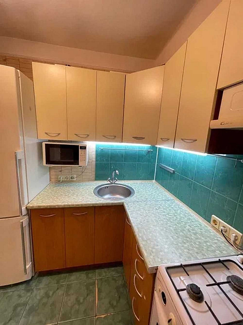 Продаж 3 кімнатної квартири, вул. Йорданська 22, метро Оболонь Киев - изображение 2