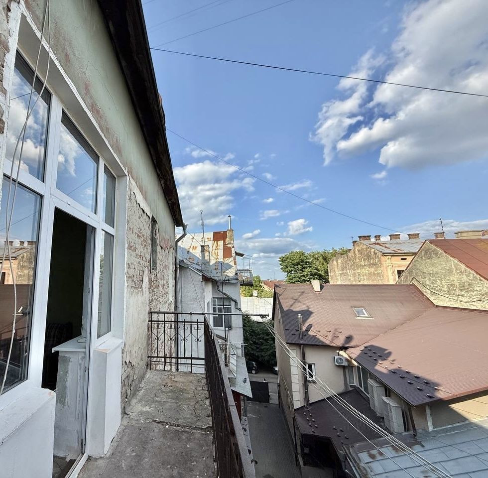 Продам 2х кімнатну квартиру в самому центрі міста! Чернівці - зображення 2