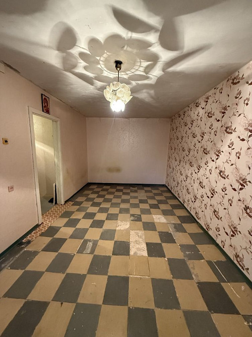 Продам 2х комнатную квартиру по ул.Десантная Кривой Рог - изображение 1