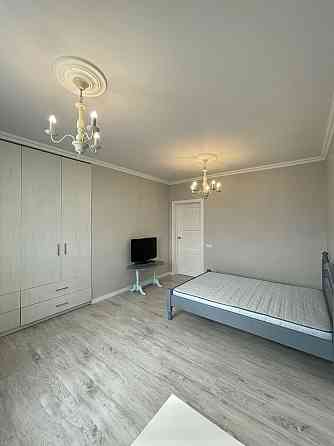 Продаж 1-к вул. Завальна 10-Б ЖК Статус Град, метро Осокорки 4 хвилини Киев