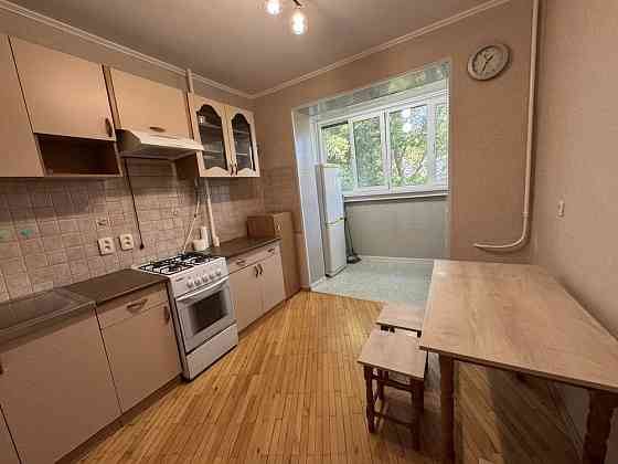 Продам квартиру Черемушки улица Гайдара однокомнатная 41 метр Одеса