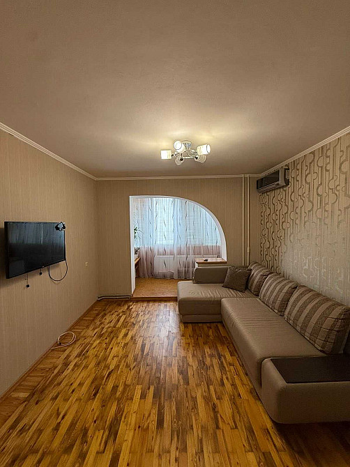 Продам 2-комнатную квартиру на 1 микрорайоне Левого берега, АГО Кам`янське (Запорізька обл.) - зображення 2