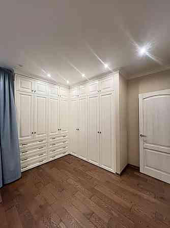 Оренда 4-к квартири, 147 кв м ,  ЖК Сонячна Брама,Голосіїво. Киев