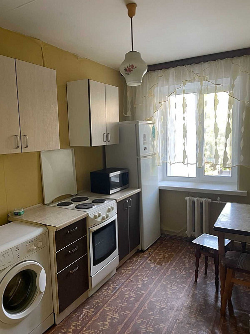 Здам 1к. Дачна вул.53. Севастопольська пл. Киев - изображение 2