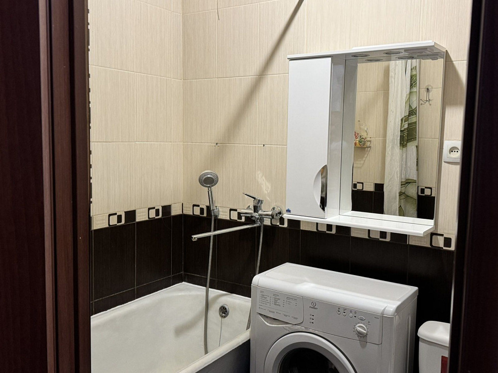 # Здам квартиру з ремонтом на Ст.Бандери Ровно - изображение 7