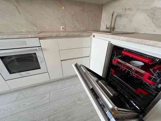 Оренда просторої  квартири в ЖК «Адамант» Киев