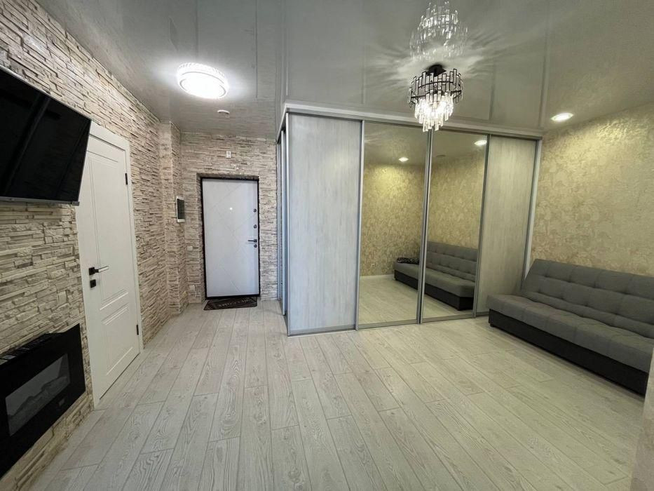 Оренда просторої  квартири в ЖК «Адамант» Киев - изображение 6