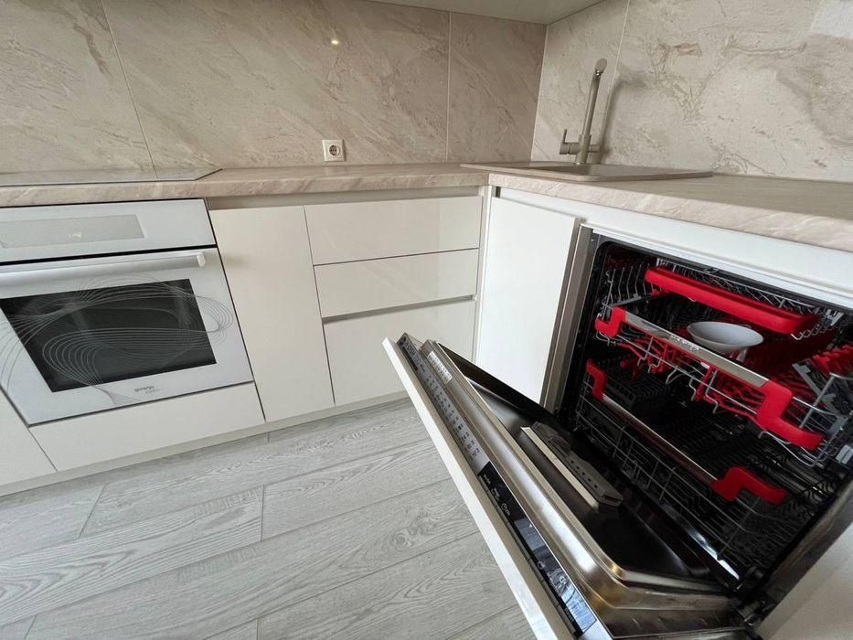 Оренда просторої  квартири в ЖК «Адамант» Киев - изображение 2