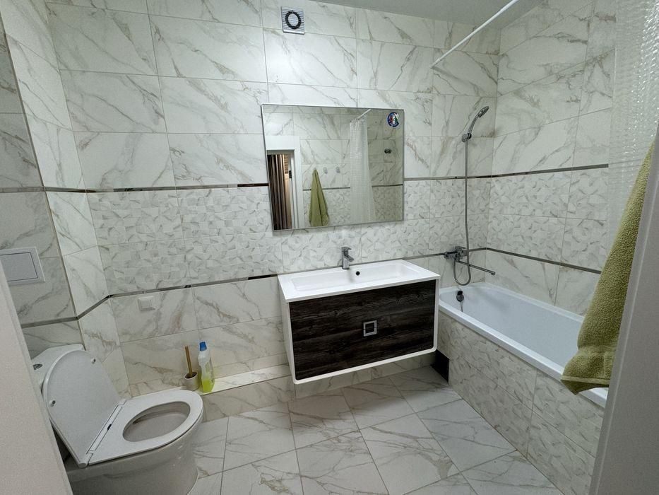 Оренда просторої  квартири в ЖК «Адамант» Киев - изображение 7