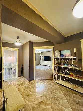 Оренда 3-кімнатної квартири з гаражем на вул. Стрийська, 292 А Львов