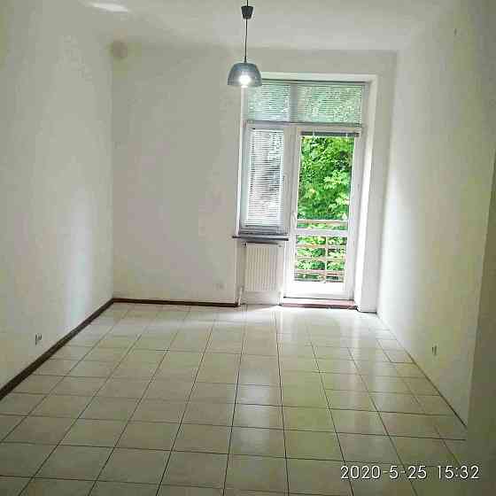 в. Героїв Майдану, оренда трьхкімнатної квартири в центрі  без меблів Львов